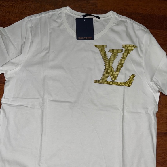 Louis Vuitton T shirt L